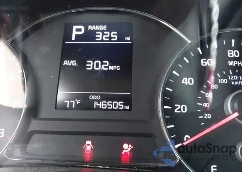 2018 Kia Forte Lx z USA, uszkodzony, nr VIN 3KPFK4A72JE242126